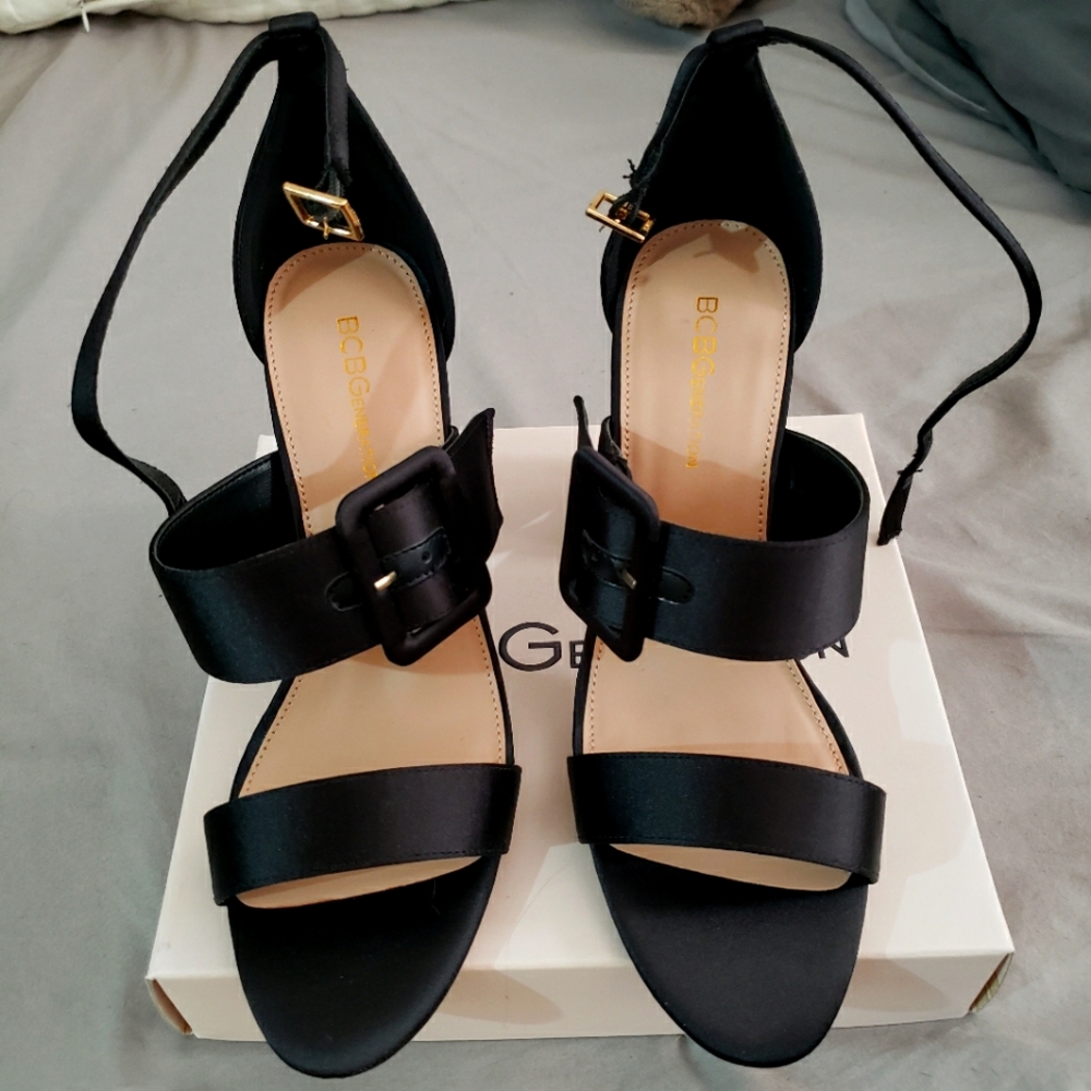 BCBG BLACK SATIN HEELS